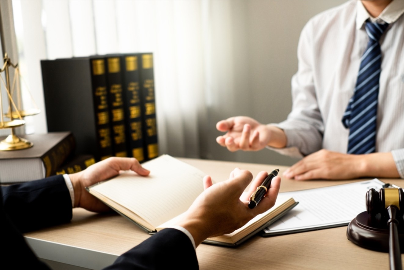 Kansas City Ex Parte Lawyer: Handling Emergency Legal Filings