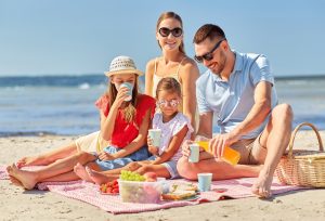 Family Vacation Without Overwork: How to Plan a Day So That Children and Adults Can Relax